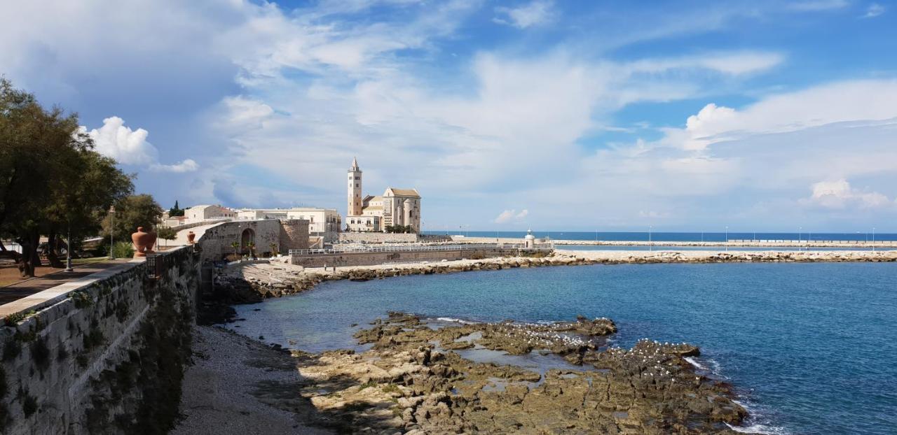 No Tag Urban Hotel Trani Exterior foto